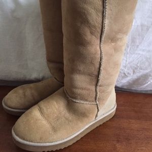 Light Tall Uggs